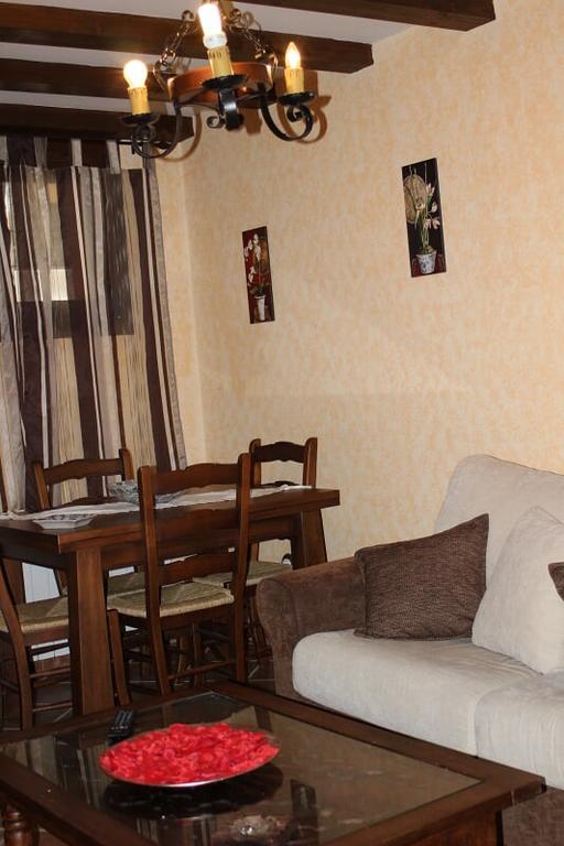 Apartamentos Rurales Esencias De La Alcarria Hueva Екстериор снимка